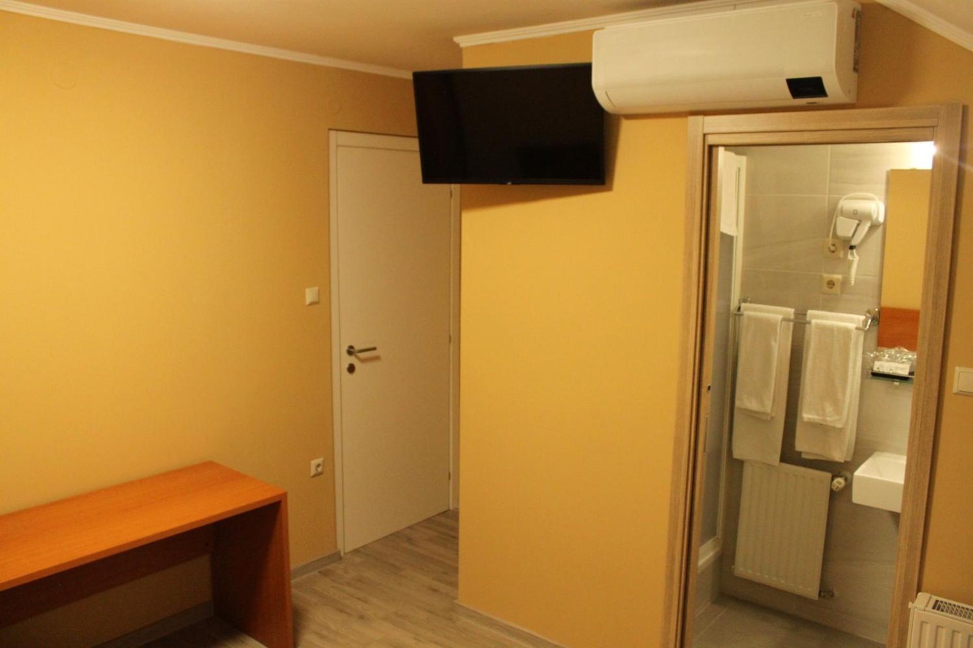 Guesthouse Rezekov Podrum Jasztrebarszka Kültér fotó