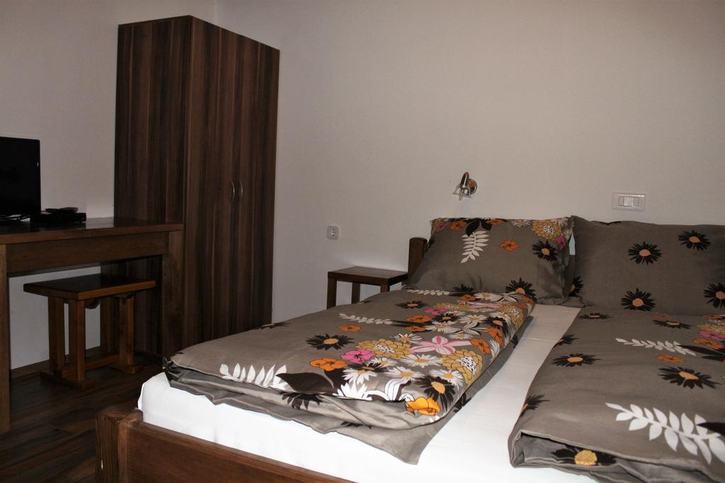Guesthouse Rezekov Podrum Jasztrebarszka Kültér fotó